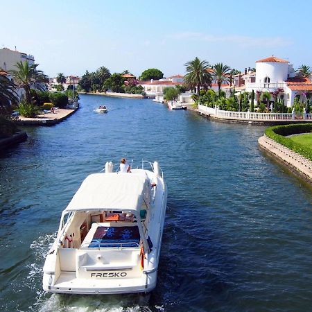 Holiday Home Peni By Interhome Empuriabrava Kültér fotó