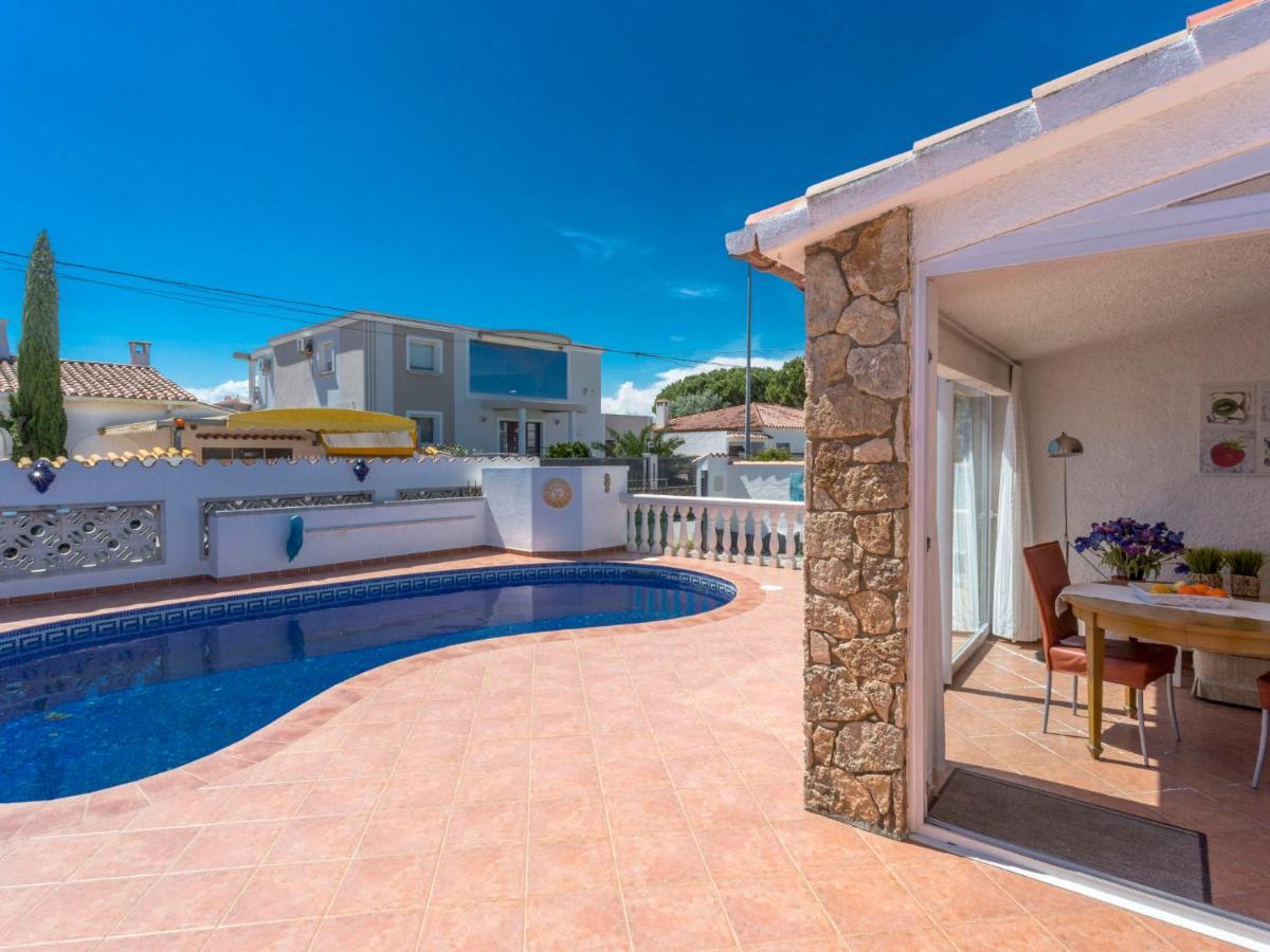 Holiday Home Peni By Interhome Empuriabrava Kültér fotó