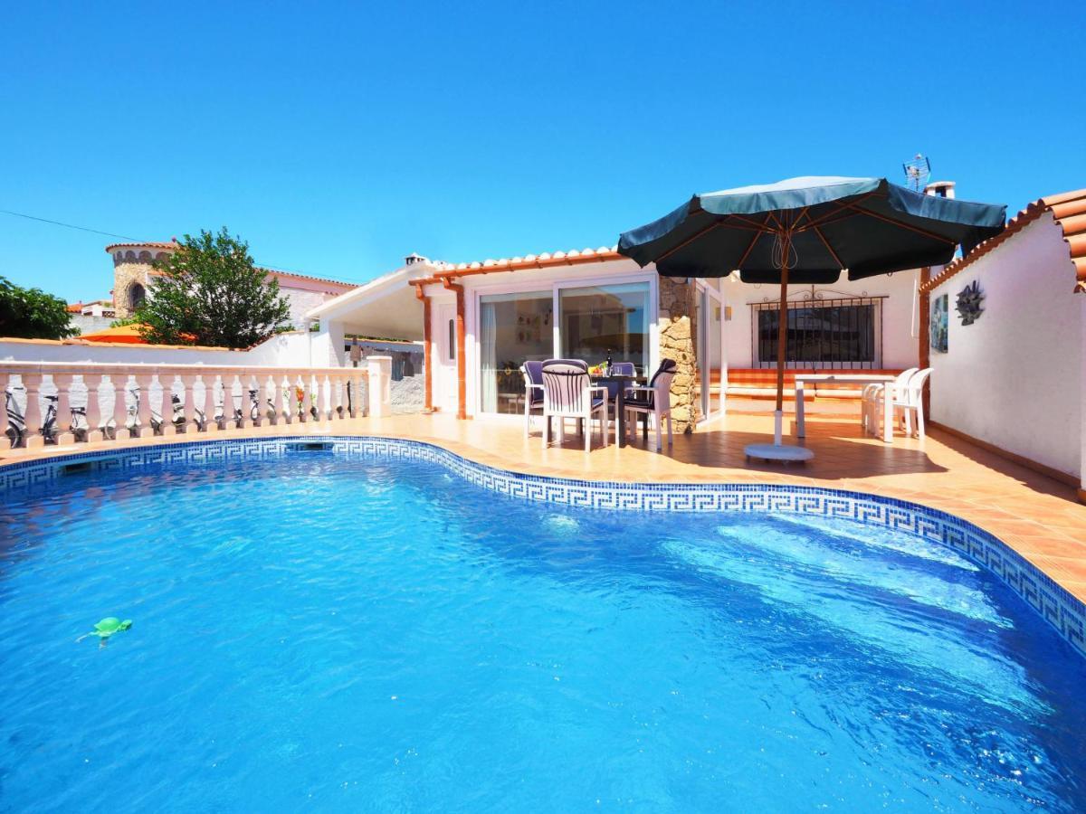 Holiday Home Peni By Interhome Empuriabrava Kültér fotó