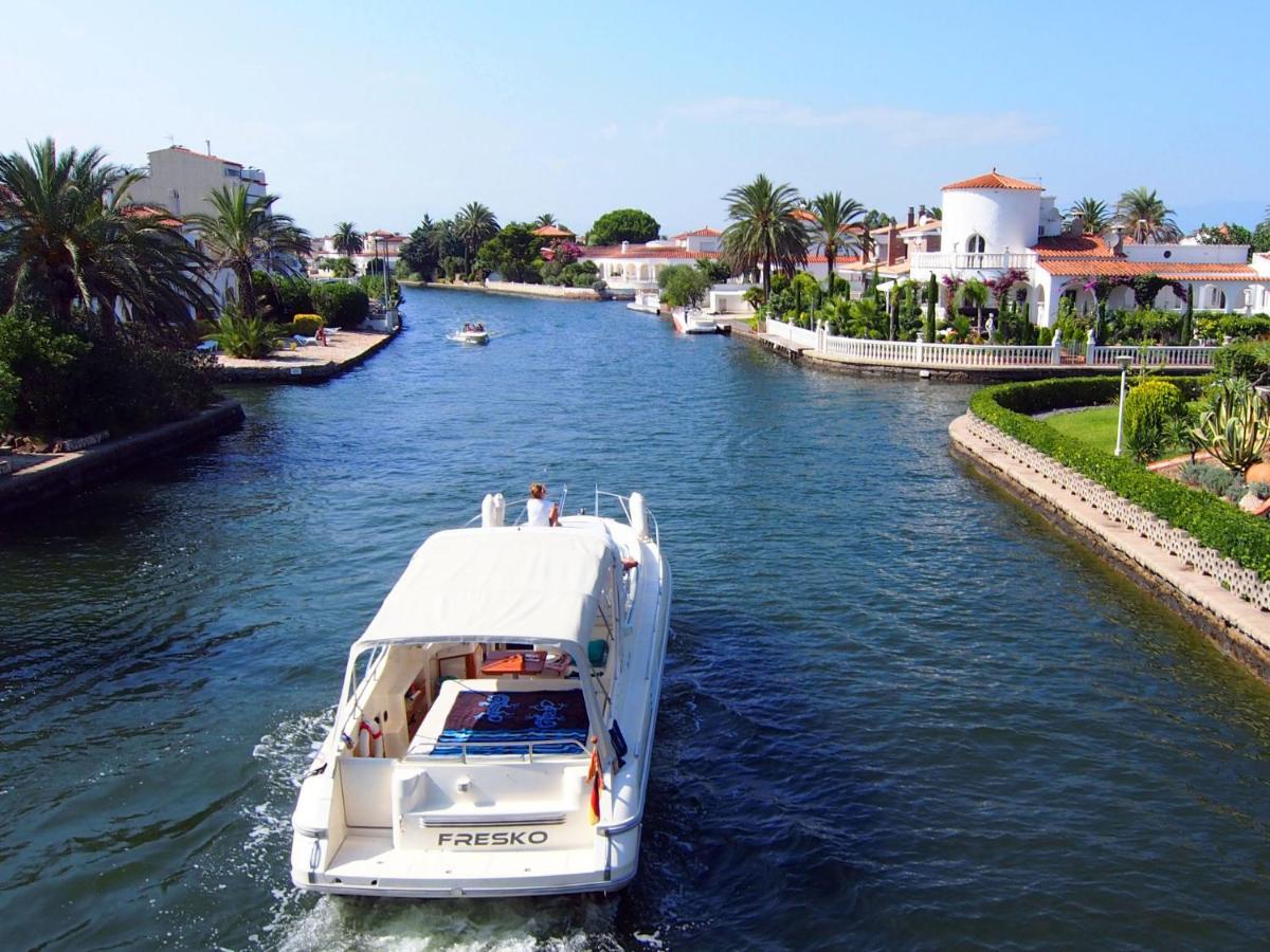 Holiday Home Peni By Interhome Empuriabrava Kültér fotó